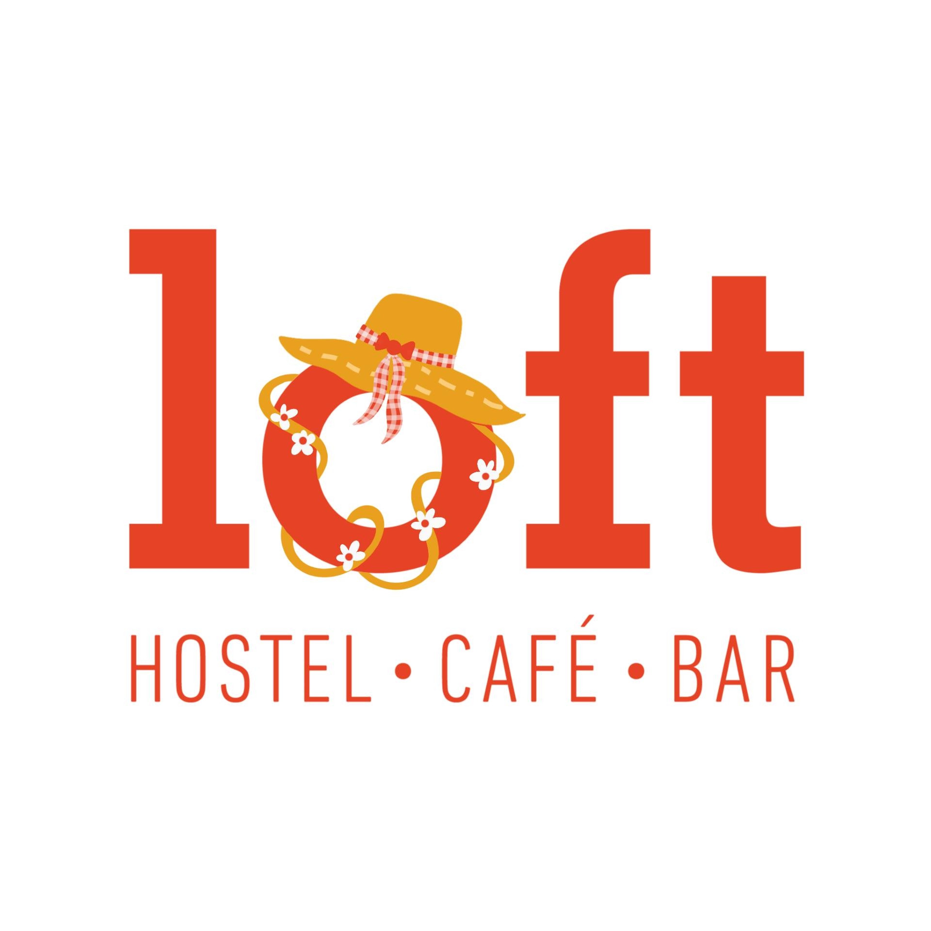 Lógó hjá Loft hostel. Rauður texti á hvítum bakgrunni. Þar stendur, Loft hostel café bar.